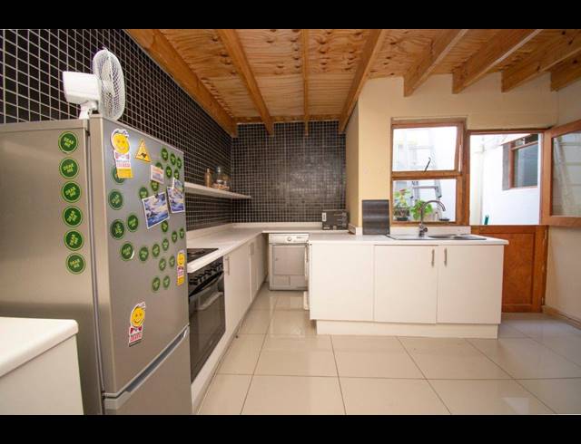 4 BEDROOM HOUSE RENTED IN BO KAAP